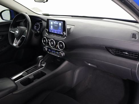 Used 2023 Nissan Sentra SV w/ All-Weather Package FWD image 9