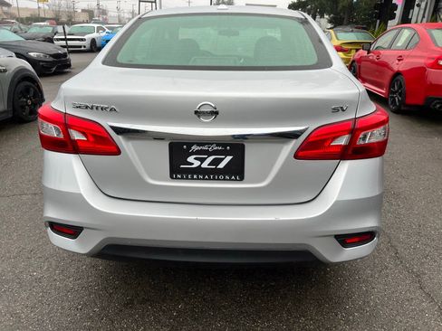 Used 2019 Nissan Sentra SV image 7