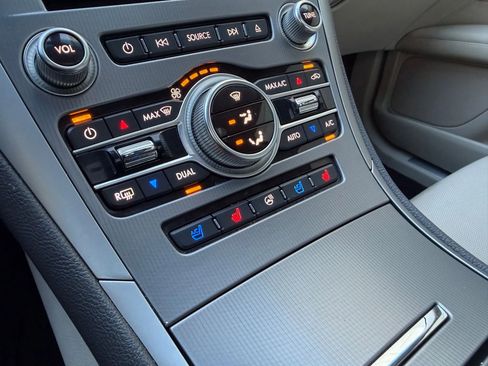 Used 2020 Lincoln MKZ Reserve w/ Elements Package image 15