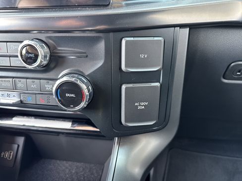 New 2025 Ford F150 Lariat w/ Equipment Group 501A Mid image 45