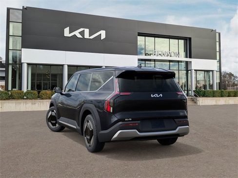 New 2026 Kia EV9 Light image 5