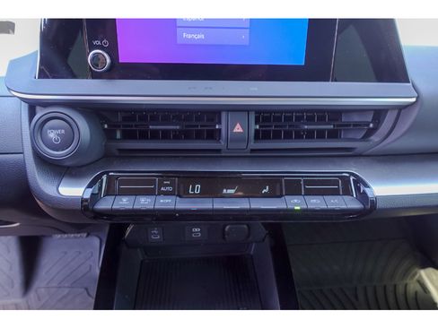 Certified 2024 Toyota Prius LE AWD/4WD image 18