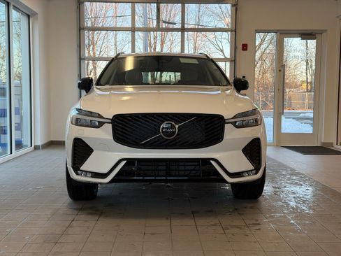 New 2026 Volvo XC60 B5 Ultra w/ Protection Package Premier AWD/4WD image 3