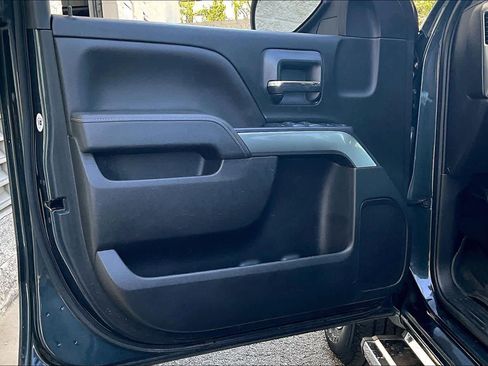 Used 2018 Chevrolet Silverado 1500 LT image 20