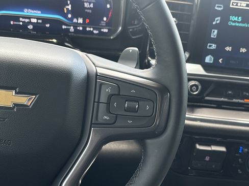 Used 2024 Chevrolet Silverado 1500 High Country w/ Z71 Off-Road Package AWD/4WD image 24