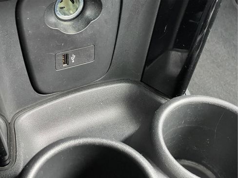 Used 2023 MINI Cooper 2-Door Hardtop image 27