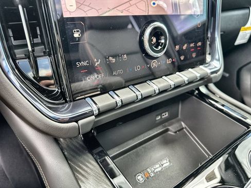 New 2026 GMC Yukon AT4 w/ AT4 Premium Plus Package AWD/4WD image 27