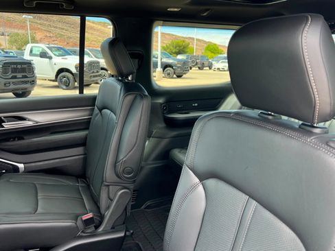 New 2026 Jeep Grand Wagoneer 4WD image 20