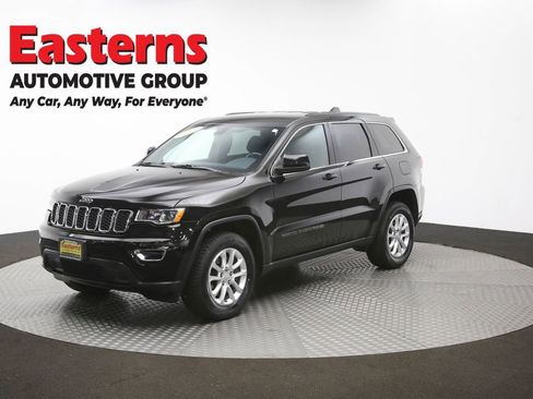 Used 2022 Jeep Grand Cherokee Laredo E w/ Security & Convenience Group image 55