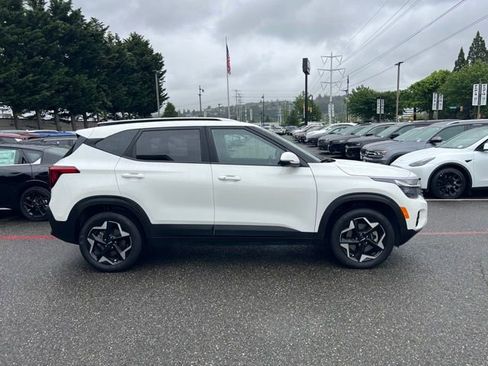 Certified 2025 Kia Seltos S AWD/4WD image 6