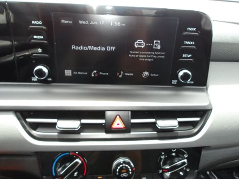 Used 2026 Kia Seltos LX AWD/4WD image 18