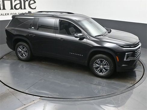 New 2026 Chevrolet Traverse LT w/ Driver Confidence Package image 17