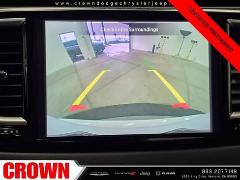 Certified 2024 Chrysler Pacifica Touring-L image 24