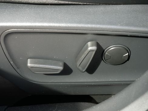 Used 2025 Ford Escape ST-Line Select AWD/4WD image 20