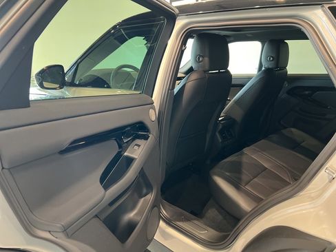 Used 2024 Land Rover Range Rover Evoque Dynamic SE image 26