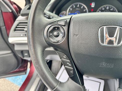 Used 2013 Honda Crosstour EX-L image 23