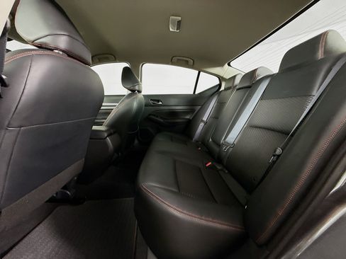 Used 2023 Nissan Altima 2.5 SR FWD image 27
