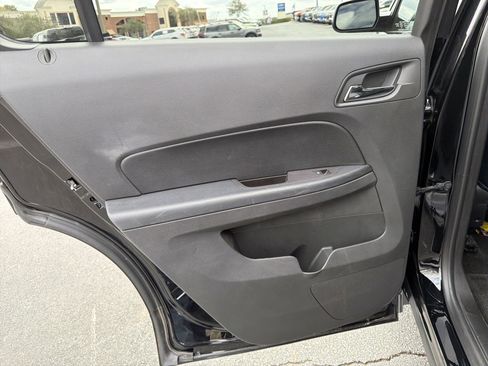 Used 2017 Chevrolet Equinox Premier w/ Enhanced Convenience Package image 22