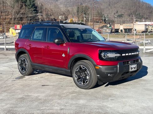 New 2025 Ford Bronco Sport Outer Banks w/ Outer Banks Tech Package+ AWD/4WD image 1