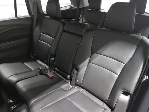 Used 2022 Honda Pilot EX-L image 16