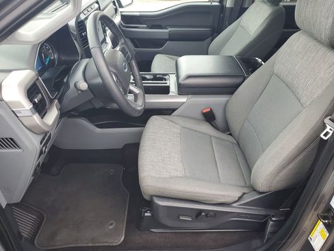 Used 2022 Ford F150 XLT w/ Equipment Group 302A High AWD/4WD image 5