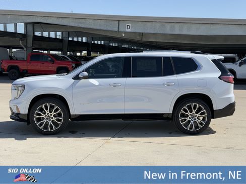 New 2026 GMC Acadia Denali Ultimate AWD/4WD image 9