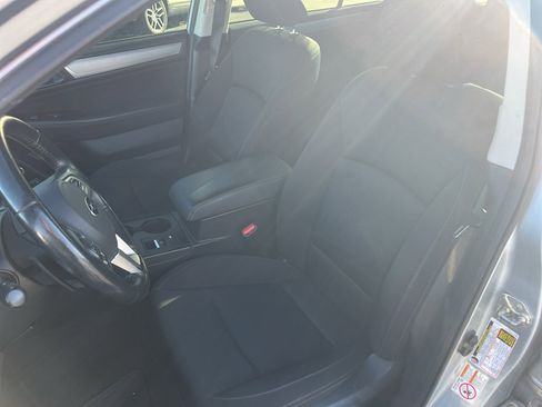 Used 2015 Subaru Legacy 2.5i Premium w/ Moonroof Package AWD/4WD image 19