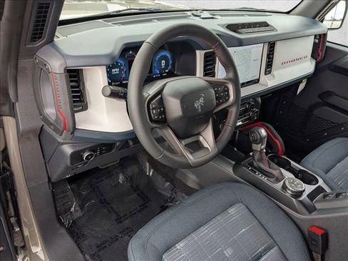 New 2026 Ford Bronco Heritage Edition AWD/4WD image 3