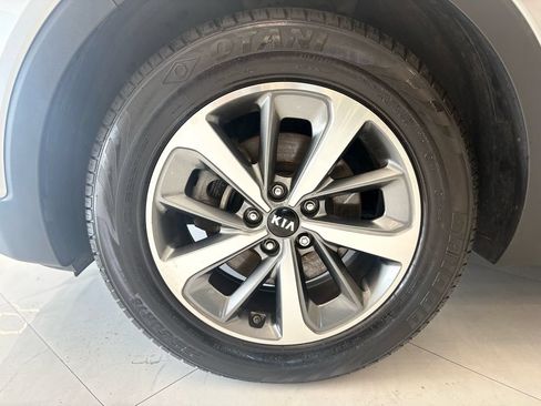 Used 2019 Kia Sorento EX AWD/4WD image 43