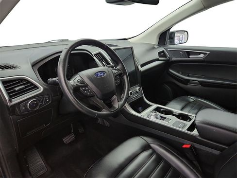 Used 2022 Ford Edge SEL w/ Convenience Package image 10