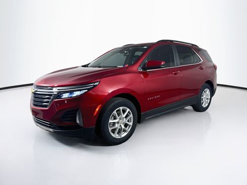 Used 2023 Chevrolet Equinox LT FWD image 4