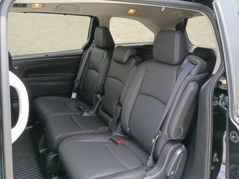Used 2026 Honda Odyssey EX-L image 8