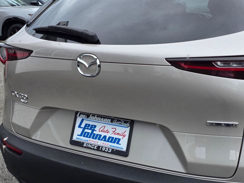 Used 2022 MAZDA CX-30 AWD 2.5 S w/ Premium Package image 14
