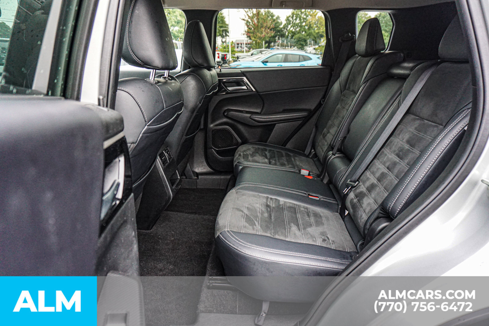 Used 2024 Mitsubishi Outlander SE FWD image 23