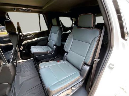 New 2026 GMC Yukon AT4 w/ AT4 Premium Plus Package AWD/4WD image 11