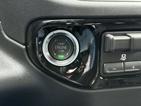 New 2026 GMC Sierra 1500 SLT w/ SLT Premium Plus Package image 26