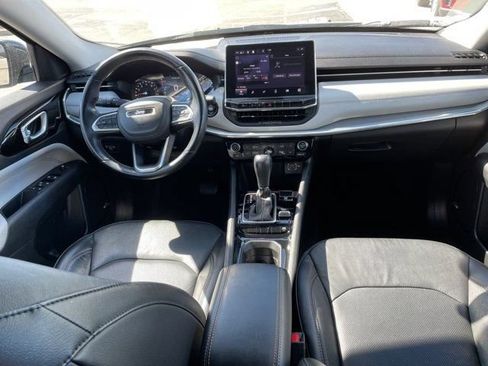 Used 2022 Jeep Compass Limited w/ Sun and Sound Group AWD/4WD image 7