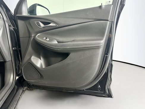 Used 2025 Buick Encore GX Preferred image 30