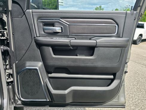 New 2026 RAM 2500 Laramie w/ Night Edition image 36