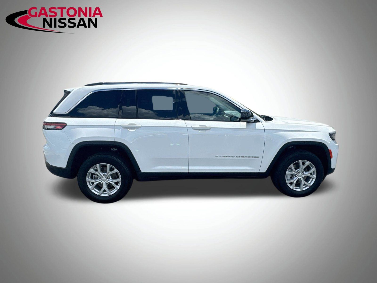 Used 2023 Jeep Grand Cherokee Limited AWD/4WD image 10