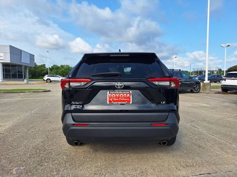 Used 2025 Toyota RAV4 LE FWD image 6