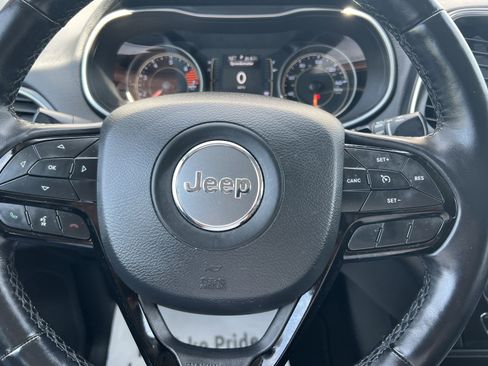 Used 2021 Jeep Cherokee Latitude Plus image 15