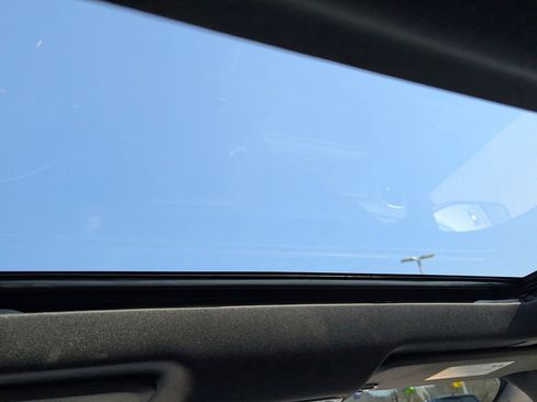 Used 2021 Chevrolet Silverado 1500 High Country image 26