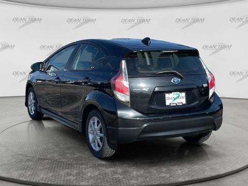 Used 2017 Toyota Prius C One FWD image 6