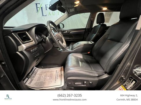 Used 2018 Toyota Highlander Limited Platinum AWD/4WD image 12