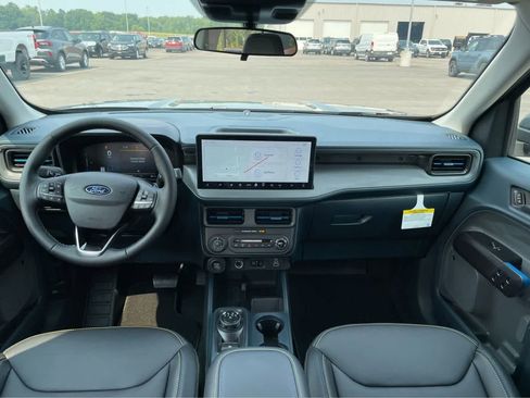 New 2025 Ford Maverick Lobo AWD/4WD image 15