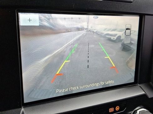 Certified 2022 Ford F350 XLT w/ Black Appearance Package image 16