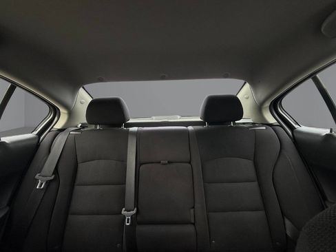 Used 2015 Chevrolet Cruze LT w/ Technology Package image 28