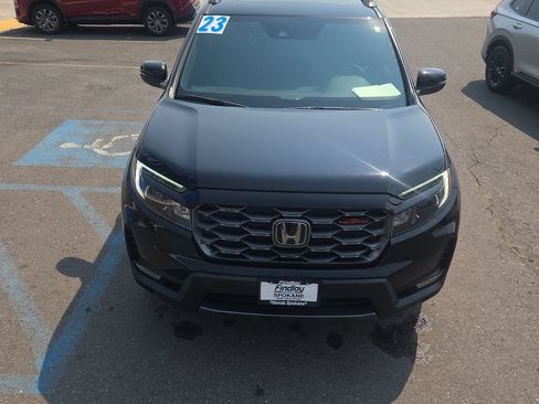 Used 2023 Honda Passport TrailSport image 9