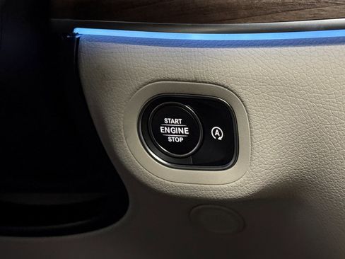 New 2026 Mercedes-Benz GLS 450 4MATIC image 29